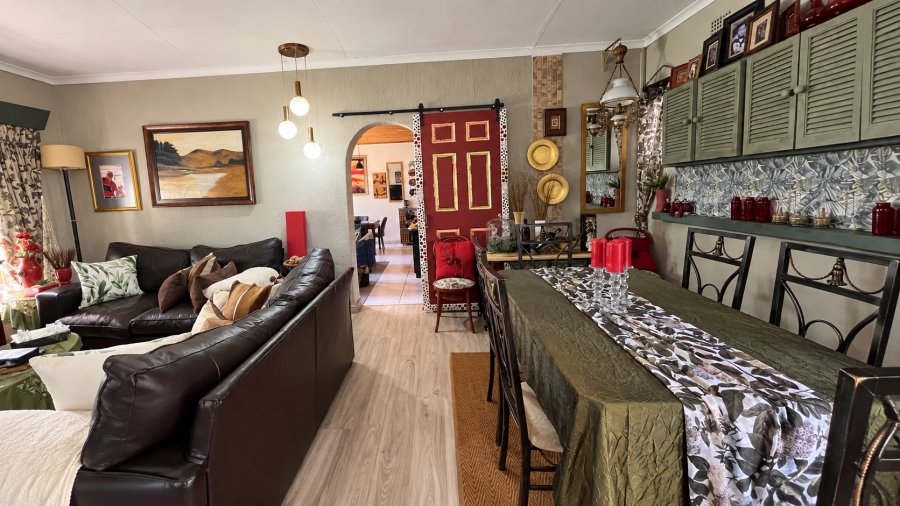3 Bedroom Property for Sale in Flamwood North West